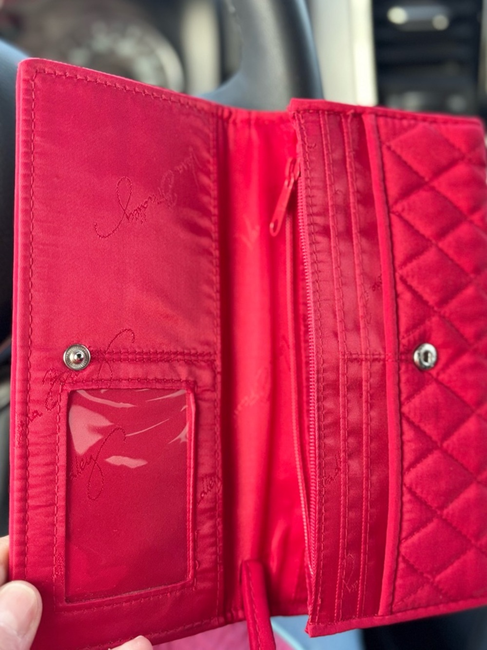 Vera Bradley quilted wallet/Wristlet - Picture 4 of 8
